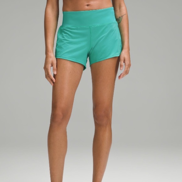 lululemon athletica Pants - NWT Speed Up Mid-rise Short 4”